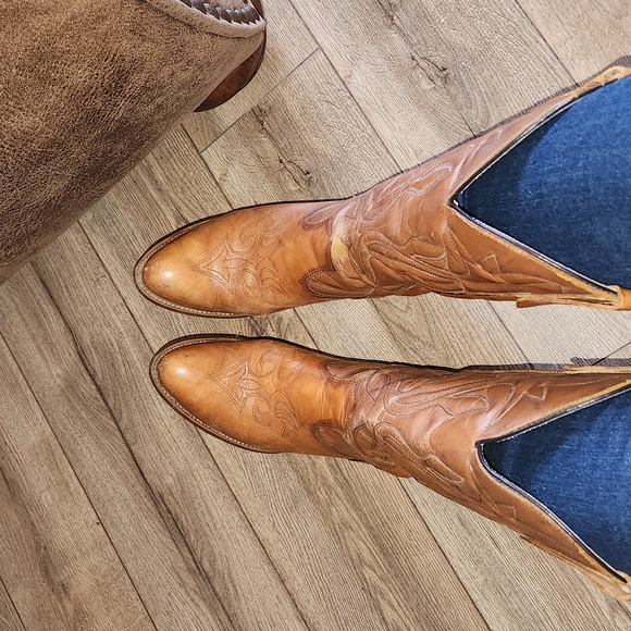 Capezio Womans Leather Heel Boots. 7.5 Fits Like 7. - Picture 3 of 10